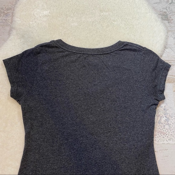 Harry Potter Hogwarts Shield V Neck T Shirt - Picture 8 of 9